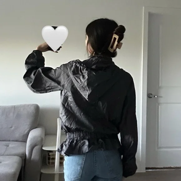 LIKE NEW! FREE PEOPLE! DARK GRAY LIGHT WINDBREAKER ZIP UP JACKET! - Picture 3 of 6